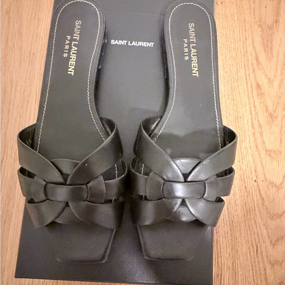 Saint Laurent Tribute black flat sandals. Size 37.5. Like new. - Picture 8 of 8